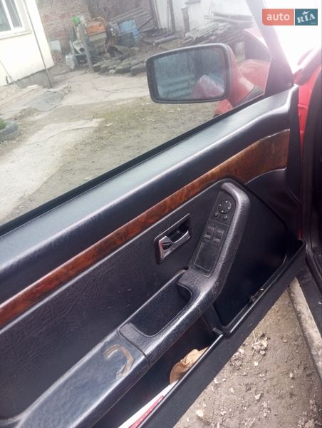 Седан Audi 80 1988 в Новых Петровцах