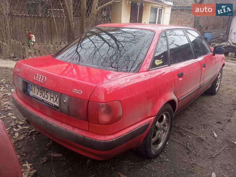 Седан Audi 80 1988 в Новых Петровцах