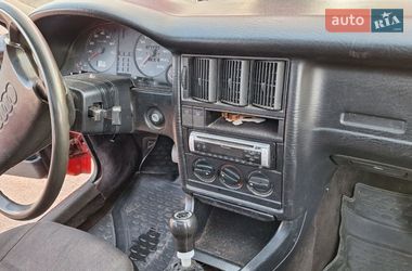 Седан Audi 80 1987 в Варве