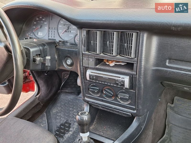Седан Audi 80 1987 в Варве