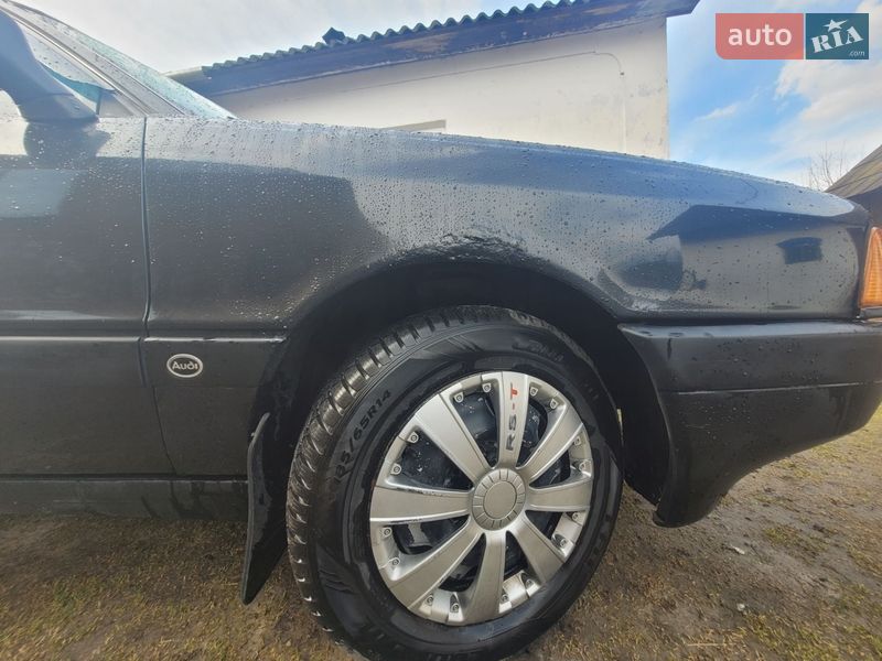 Седан Audi 80 1991 в Рогатине