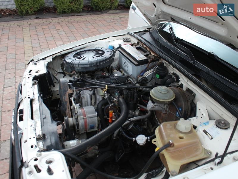 Седан Audi 80 1987 в Жовкве