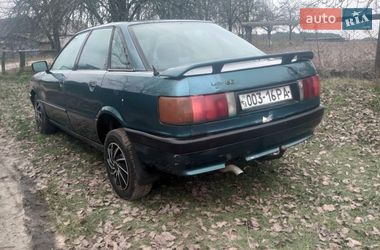 Седан Audi 80 1987 в Дубровиці
