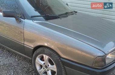 Седан Audi 80 1987 в Надворной
