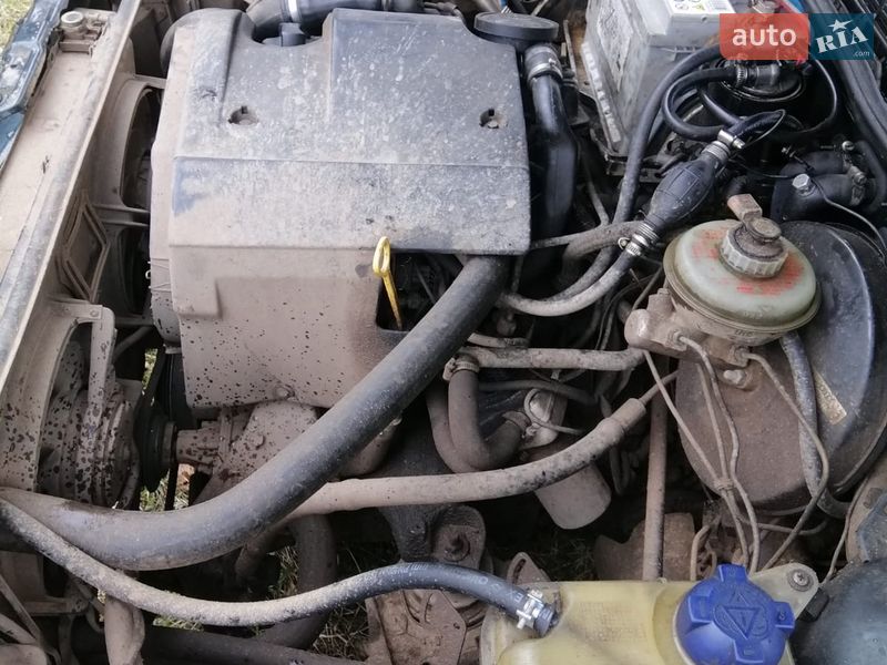 Универсал Audi 80 1993 в Вараше