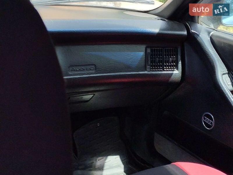 Седан Audi 80 1987 в Томаківці