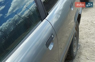 Седан Audi 80 1987 в Томаківці