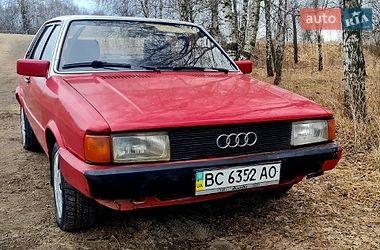 Седан Audi 80 1981 в Ратному