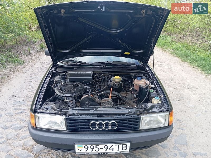 Седан Audi 80 1991 в Дубно