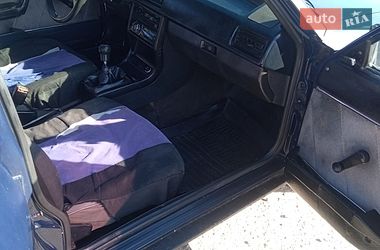Седан Audi 80 1985 в Виноградові