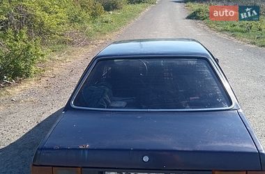Седан Audi 80 1985 в Виноградові