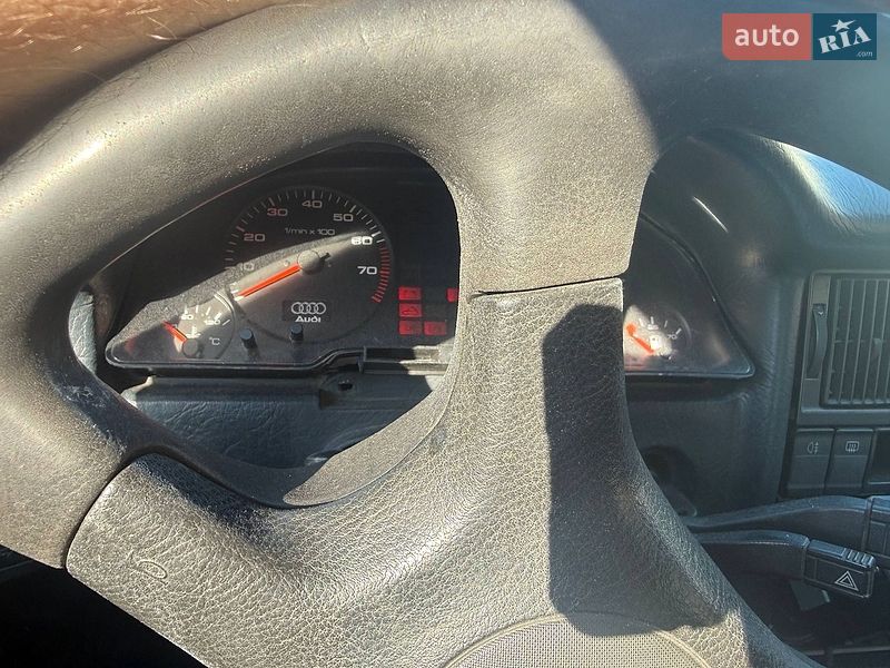 Седан Audi 80 1988 в Запоріжжі