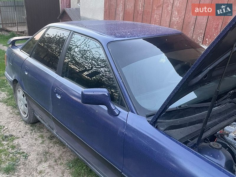 Седан Audi 80 1988 в Рогатині