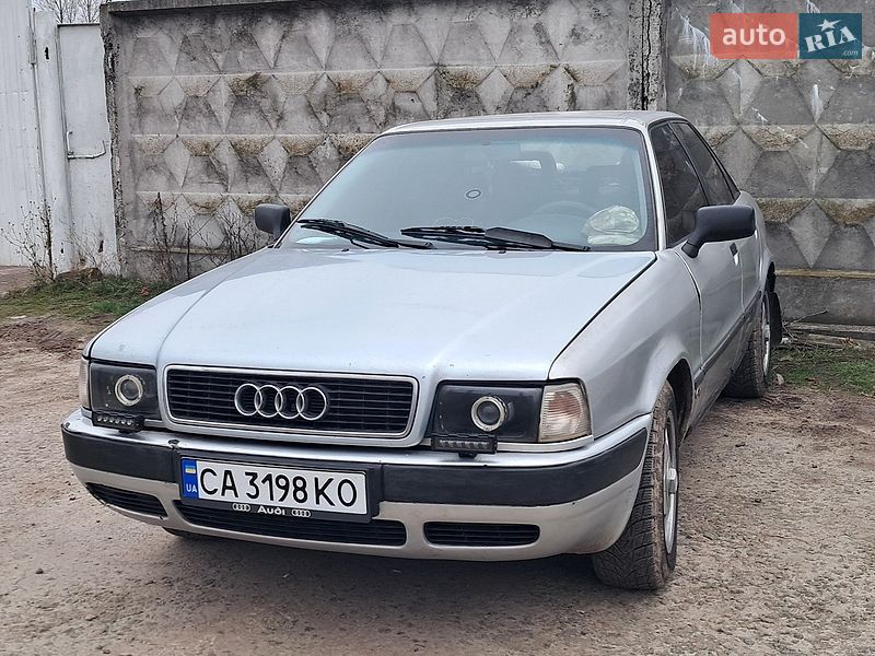 Седан Audi 80 1994 в Василькове