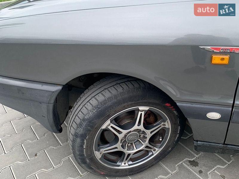 Седан Audi 80 1990 в Чернівцях