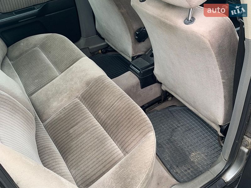 Седан Audi 80 1990 в Чернівцях