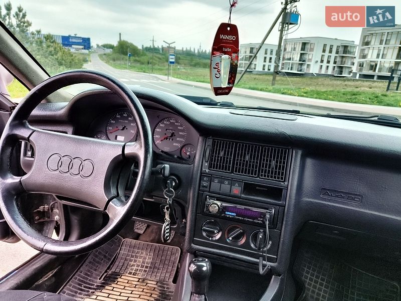 Седан Audi 80 1993 в Рівному