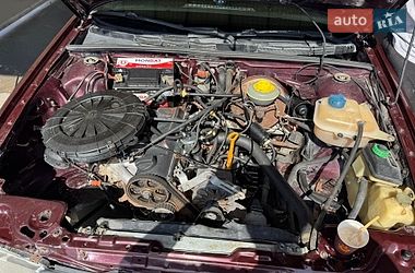 Седан Audi 80 1990 в Кельменцах
