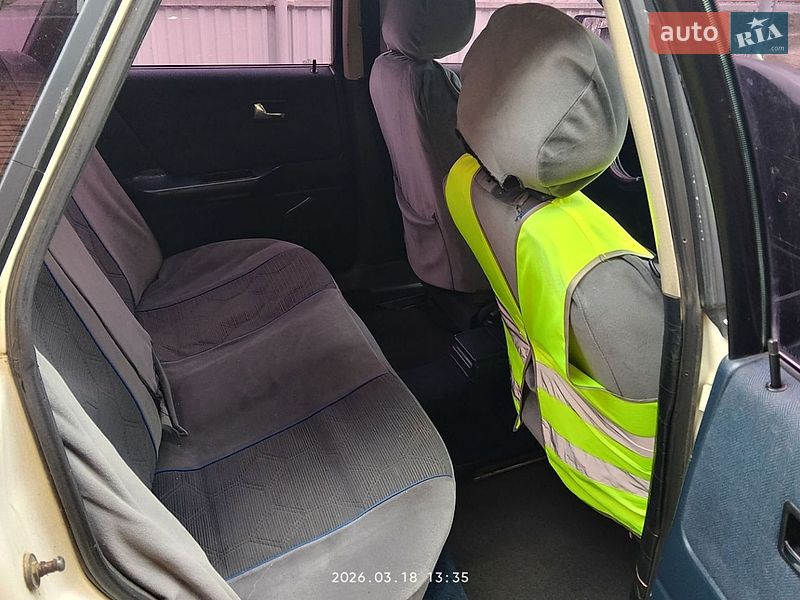 Седан Audi 80 1988 в Надворной