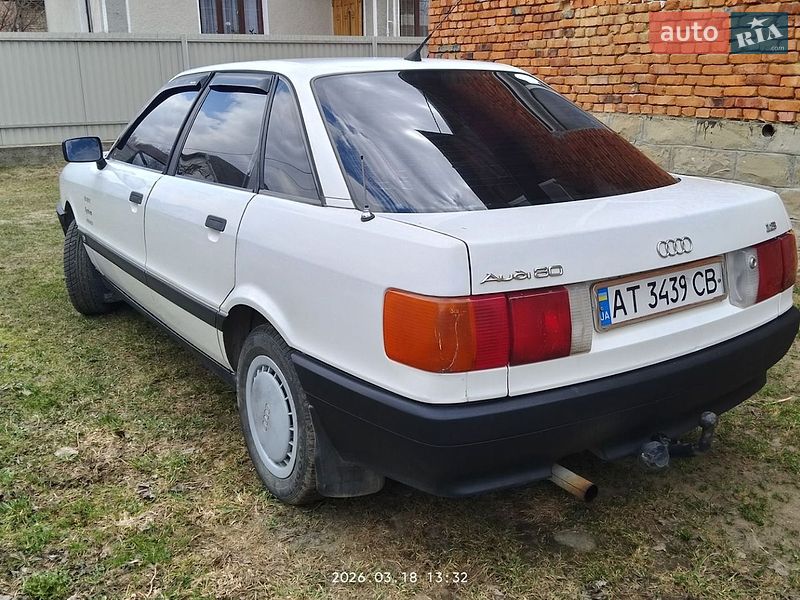 Седан Audi 80 1988 в Надворной