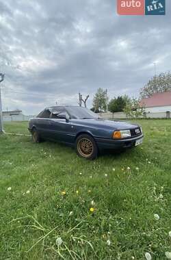 Седан Audi 80 1986 в Маневичах
