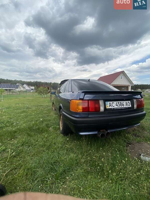 Седан Audi 80 1986 в Маневичах