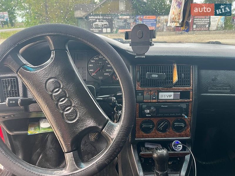 Седан Audi 80 1990 в Калуше