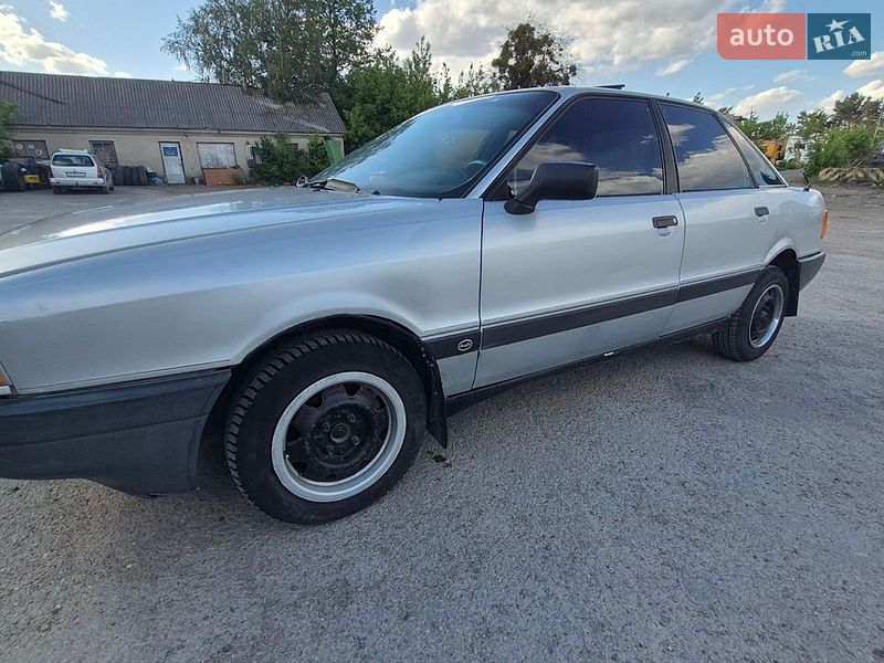 Седан Audi 80 1990 в Кременце