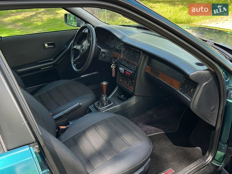 Седан Audi 80 1993 в Корюківці