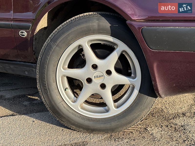 Седан Audi 80 1992 в Києві