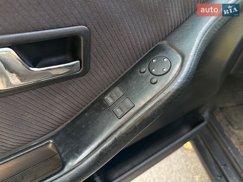 Седан Audi 80 1992 в Києві
