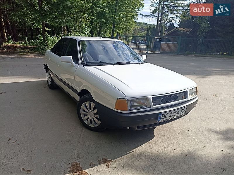 Седан Audi 80 1989 в Львове