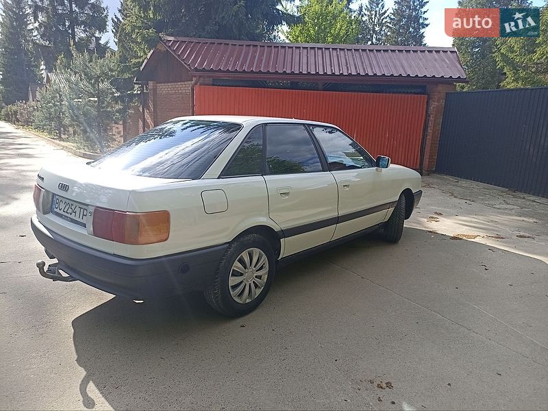 Седан Audi 80 1989 в Львове