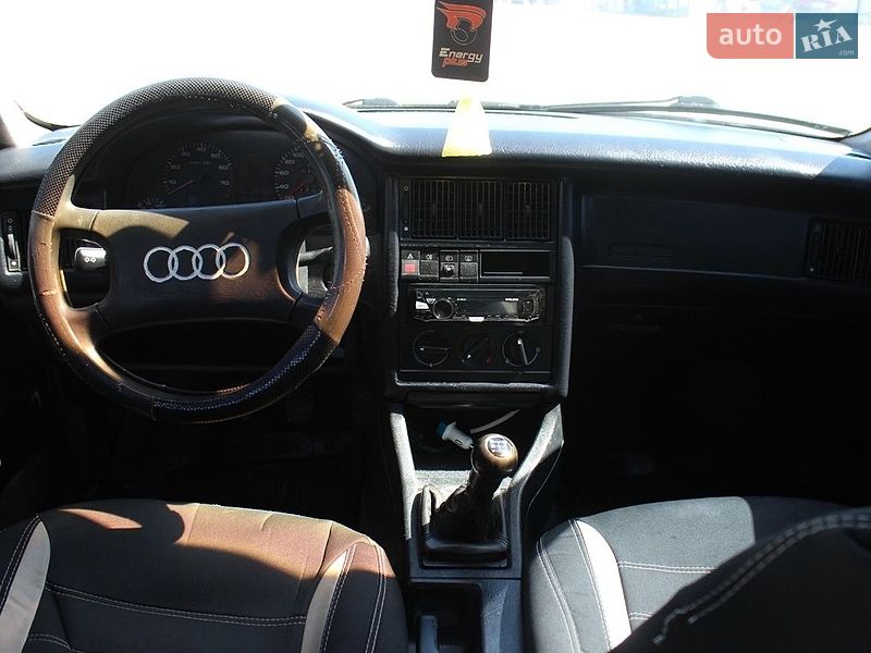 Седан Audi 80 1993 в Кременце