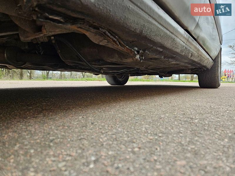 Седан Audi 80 1988 в Обухове
