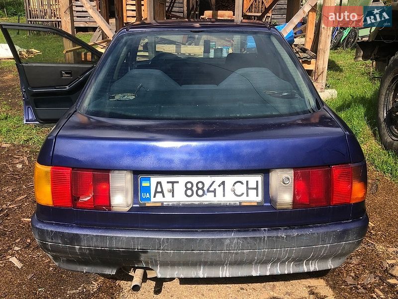 Седан Audi 80 1991 в Микуличині