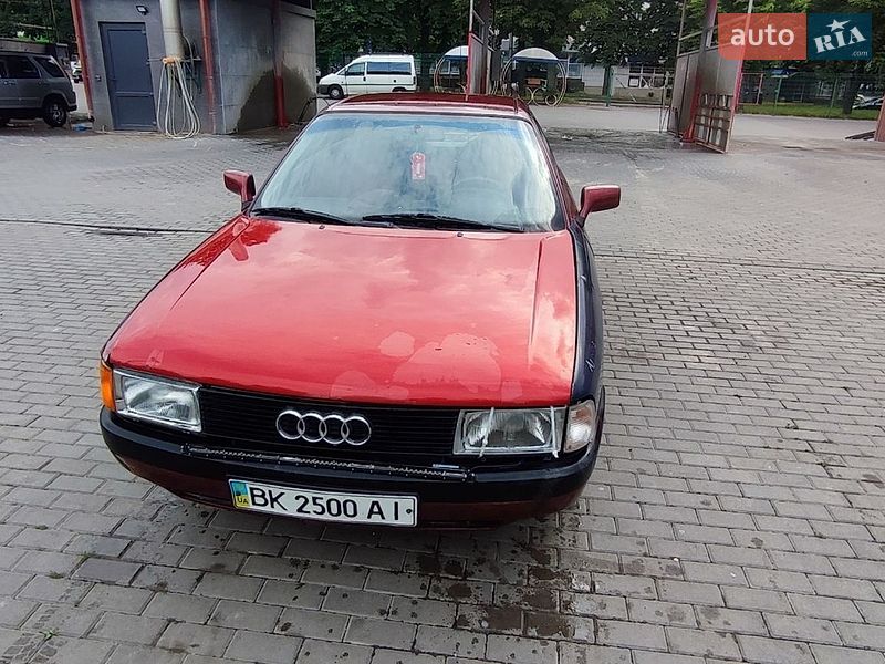 Седан Audi 80 1988 в Рівному