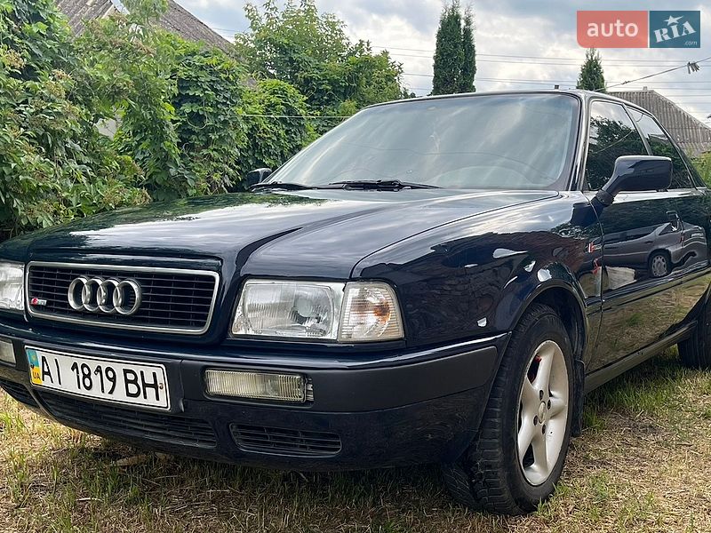 Седан Audi 80 1993 в Глухові