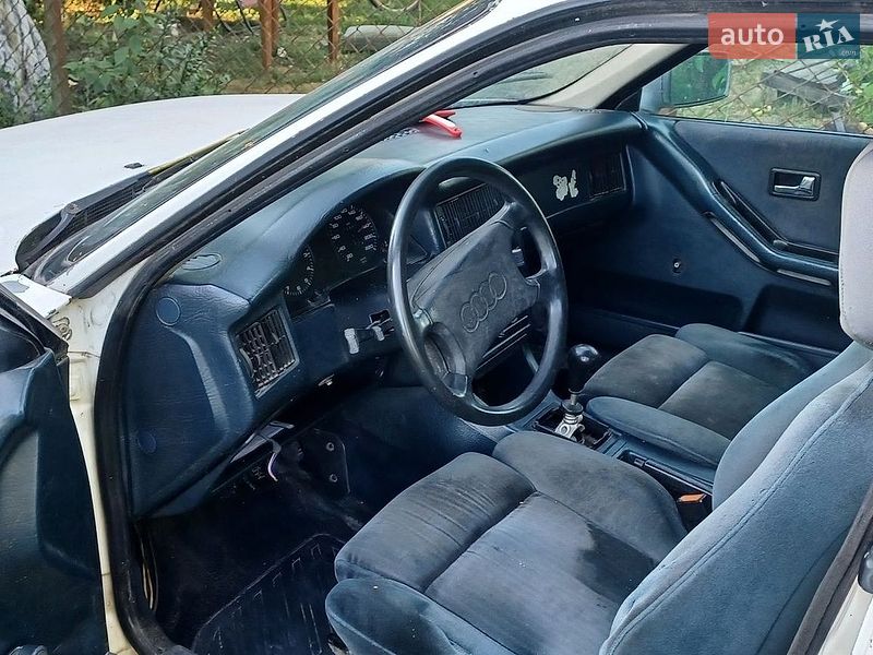 Седан Audi 80 1988 в Дубно