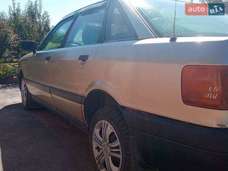 Седан Audi 80 1988 в Липовце фото 10 Седан Audi 80 1988 в Липовце