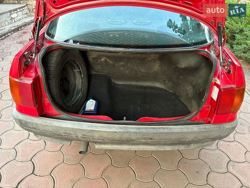 Седан Audi 80 1991 в Павлограде