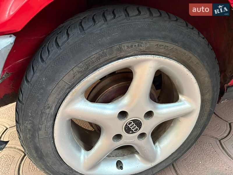 Седан Audi 80 1991 в Павлограде