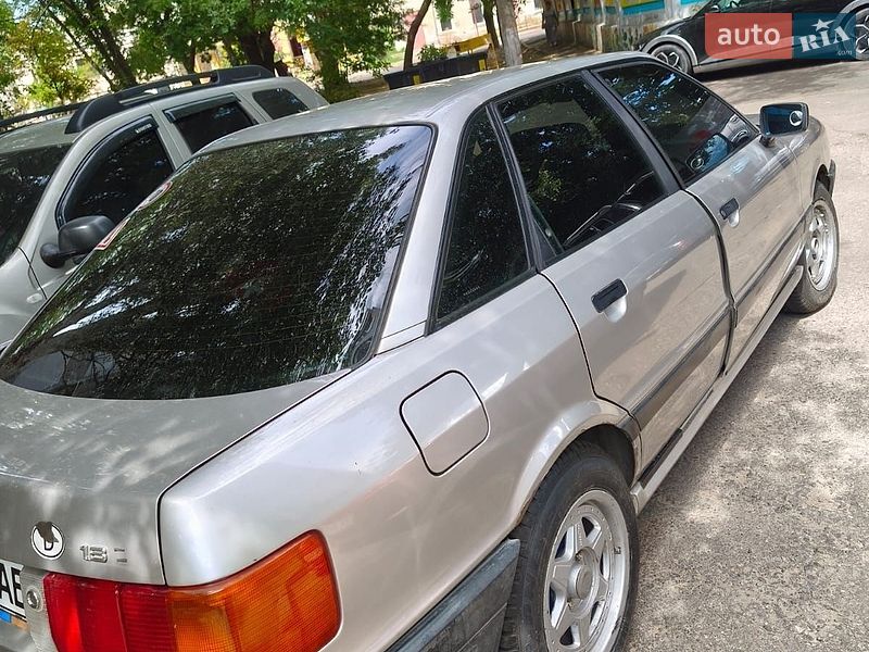 Седан Audi 80 1988 в Николаеве