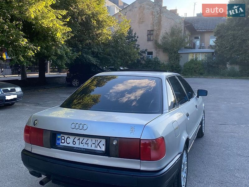 Седан Audi 80 1993 в Львове