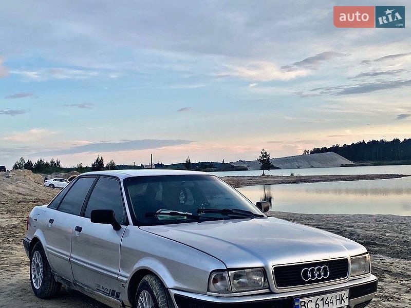 Седан Audi 80 1993 в Львове