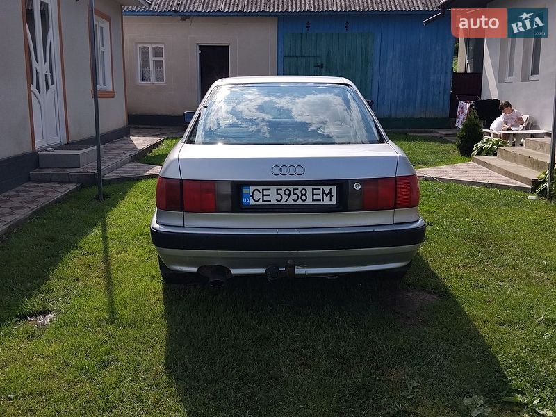 Седан Audi 80 1995 в Чернівцях