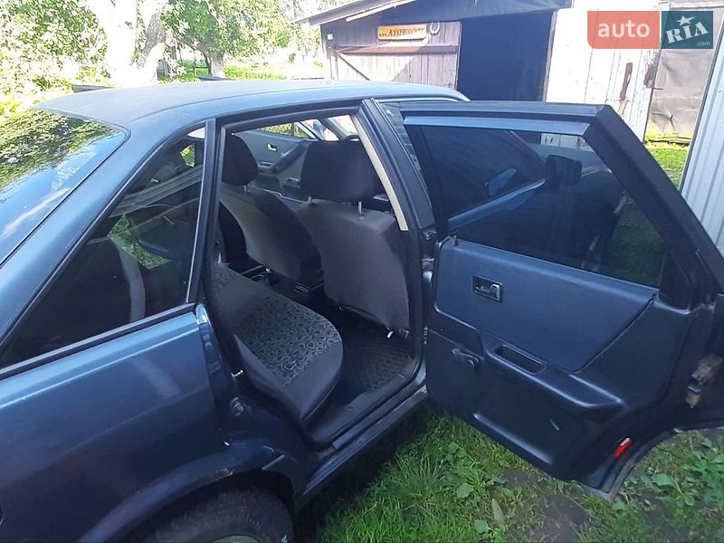 Седан Audi 80 1990 в Луцке