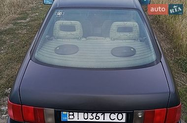 Седан Audi 80 1993 в Кременчуці