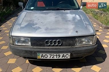 Седан Audi 80 1987 в Виноградові