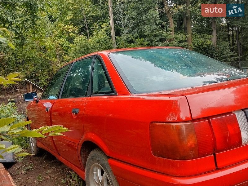 Седан Audi 80 1987 в Чернівцях